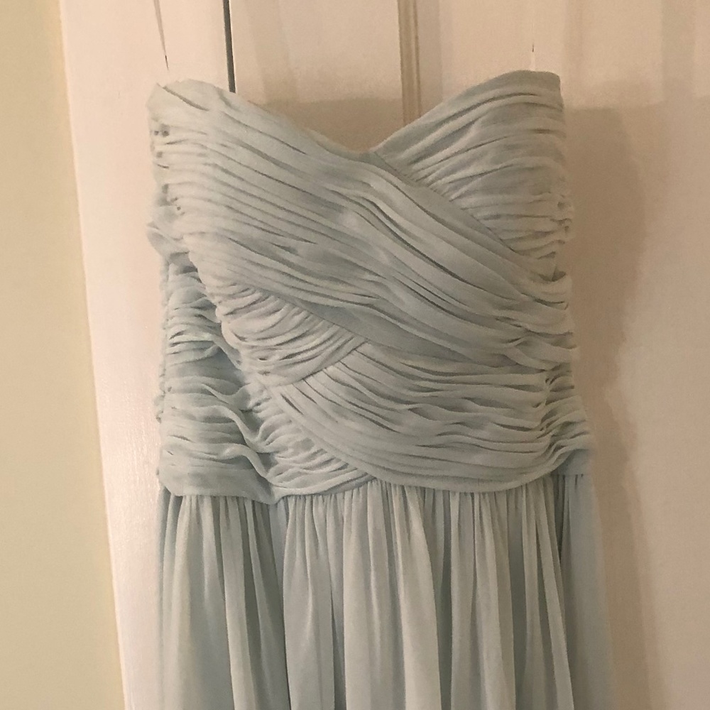 Bridesmaid Dress by Donna Morgan- Pale green, sweetheart, inner support, sz 0